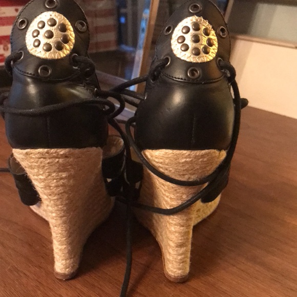 Stunning Michael Kors Wrap around Sandals. - Picture 7 of 14